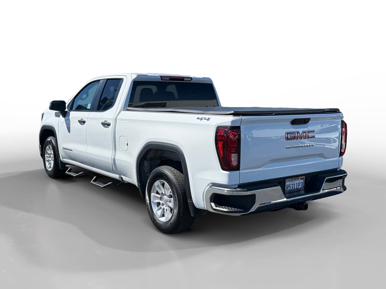 Used 2023 GMC Sierra 1500 Pro w/ Pro Value Package AWD/4WD image 3