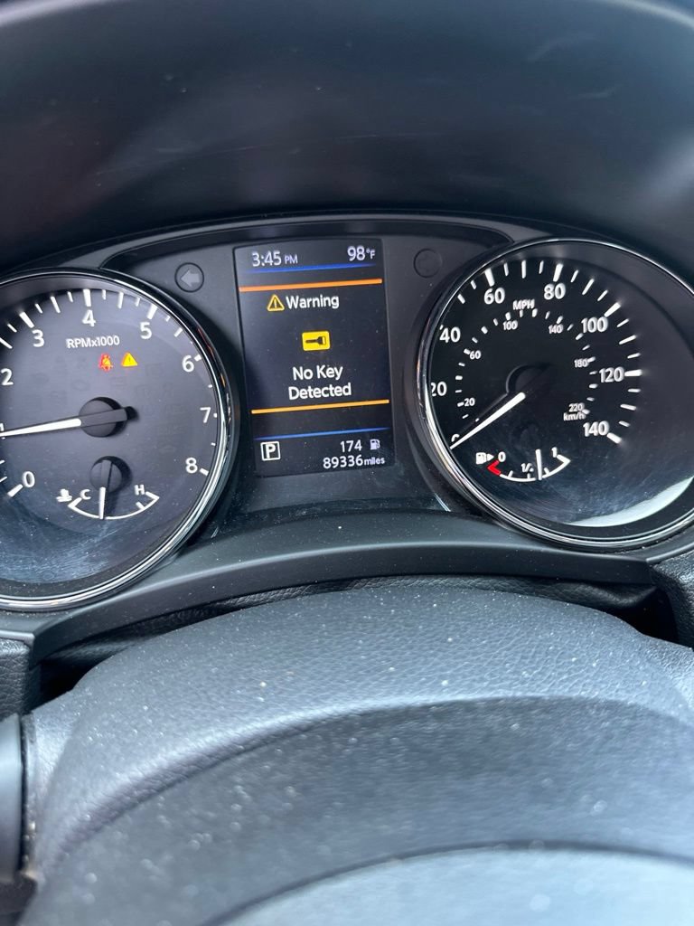 Used 2019 Nissan Rogue SL w/ Premium Package FWD image 11