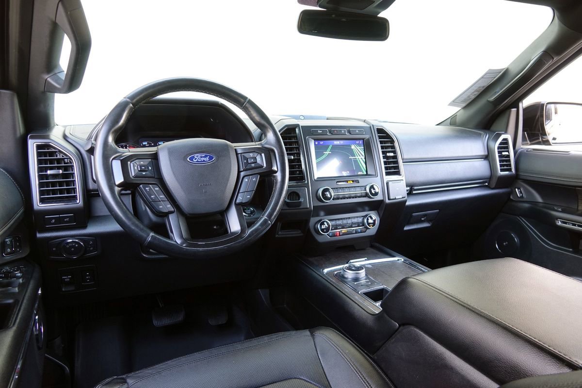 Used 2020 Ford Expedition Limited image 5