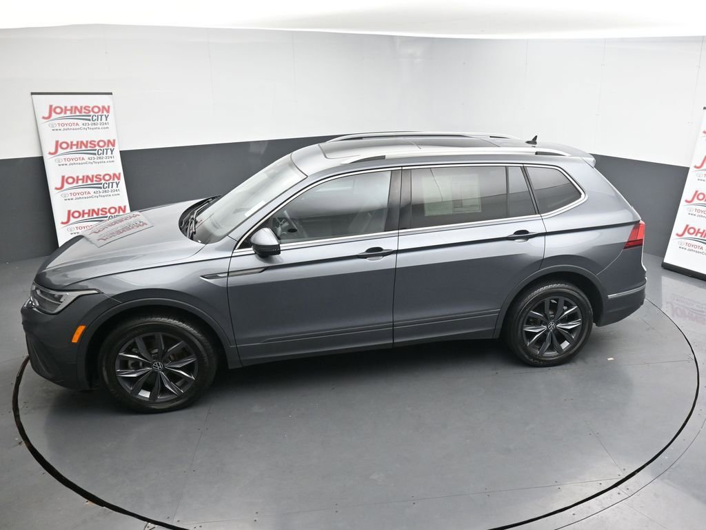 Used 2023 Volkswagen Tiguan SE image 27