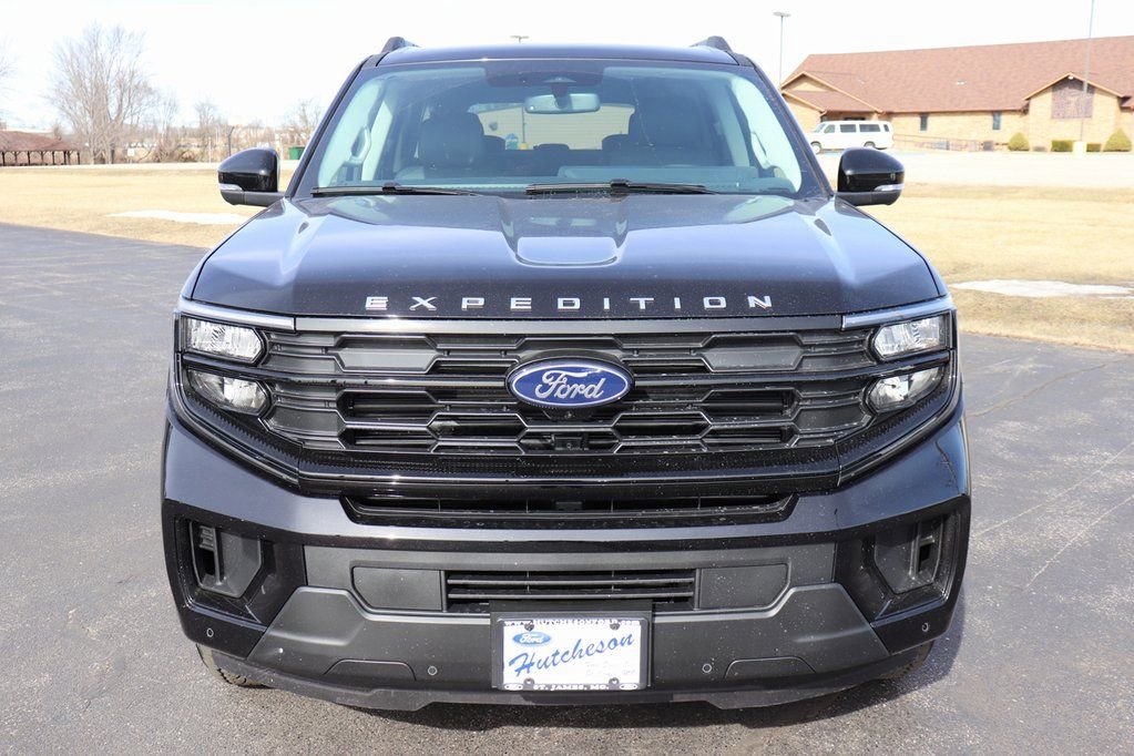 New 2026 Ford Expedition Max Active image 2