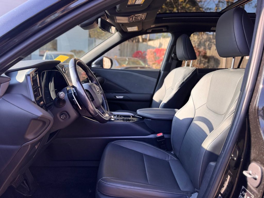 Used 2024 Lexus TX 350 AWD w/ Technology Package image 17