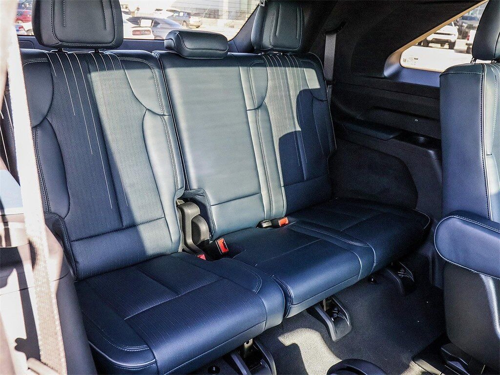 Used 2025 Cadillac Escalade IQ Sport 2 AWD/4WD image 47