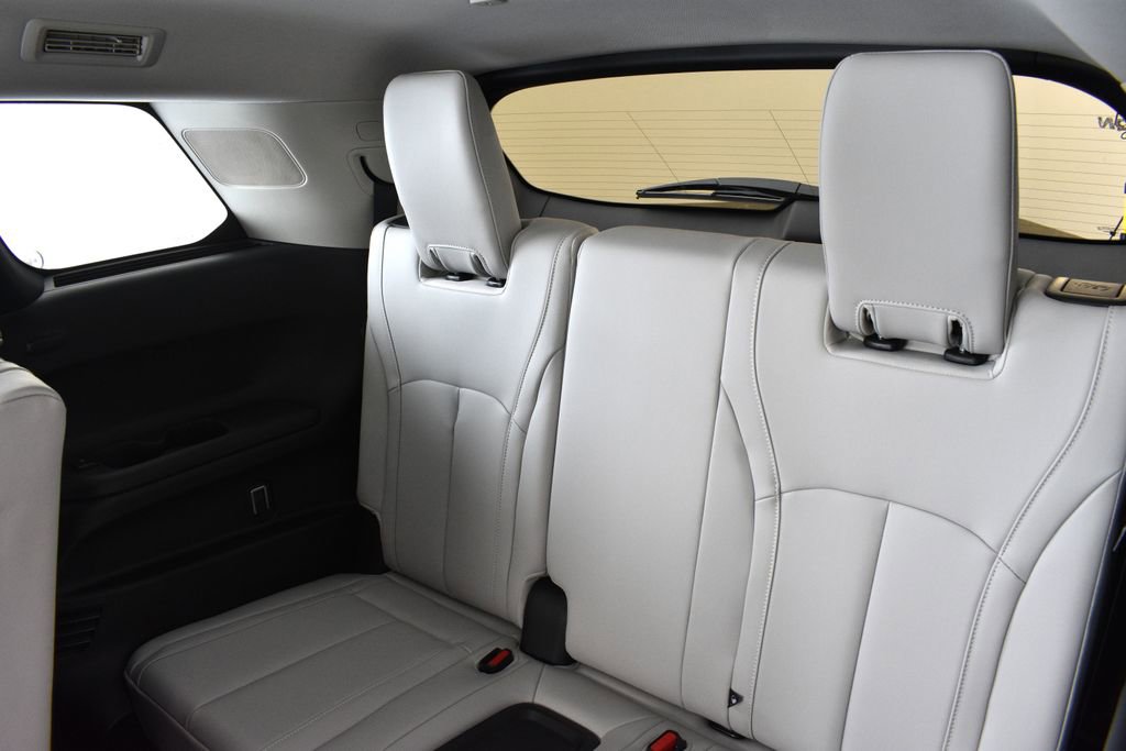 New 2026 INFINITI QX60 Luxe w/ Cargo Package image 30