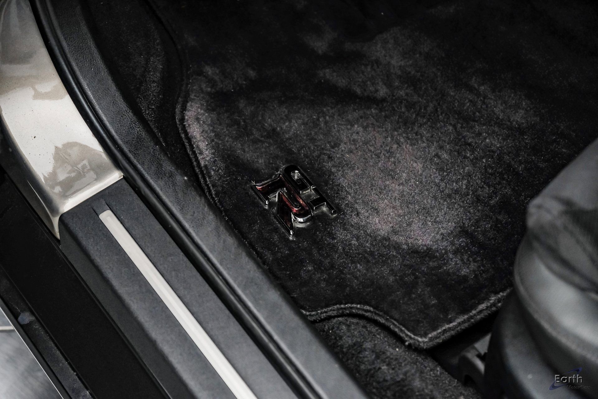 Used 2009 Nissan GT-R Premium image 44