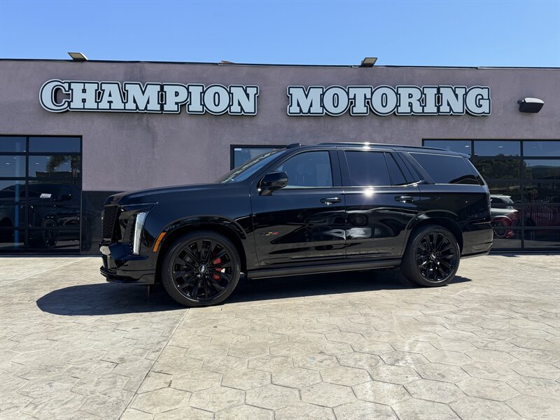 Used 2026 Cadillac Escalade V w/ LPO, ONYX Package