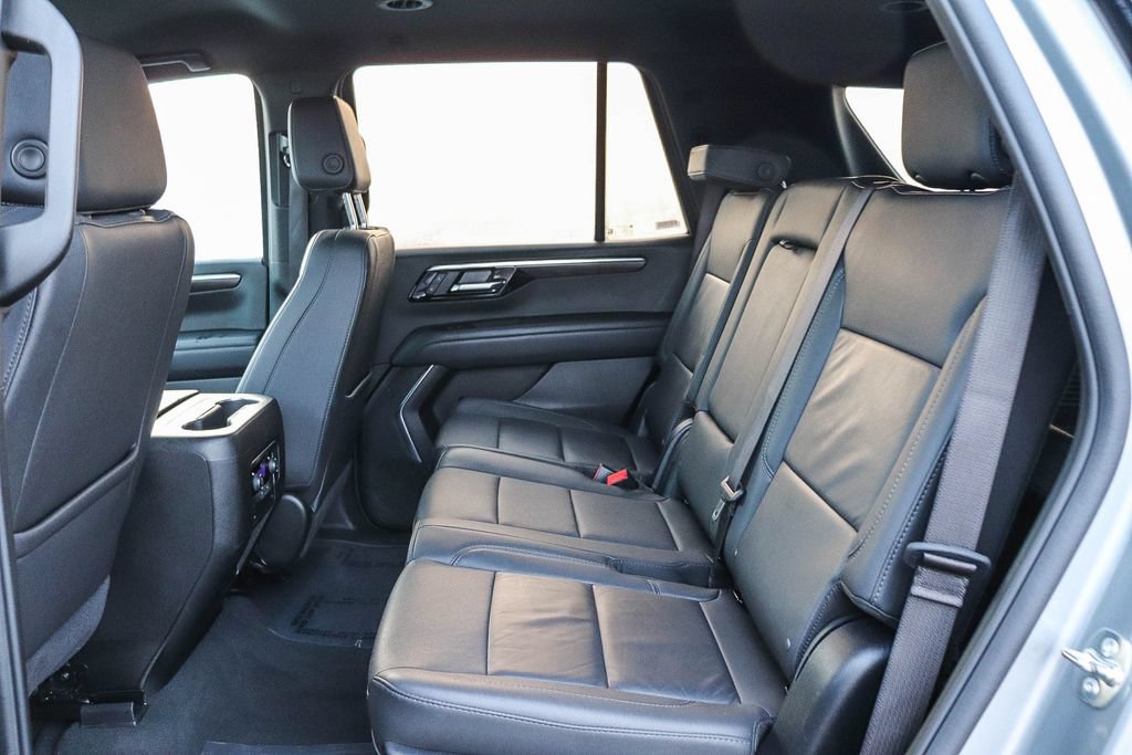 Used 2025 Chevrolet Tahoe LT AWD/4WD image 19