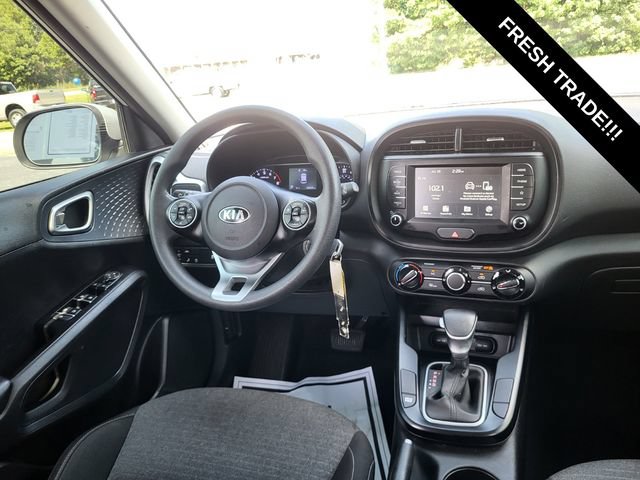 Used 2021 Kia Soul S FWD image 14
