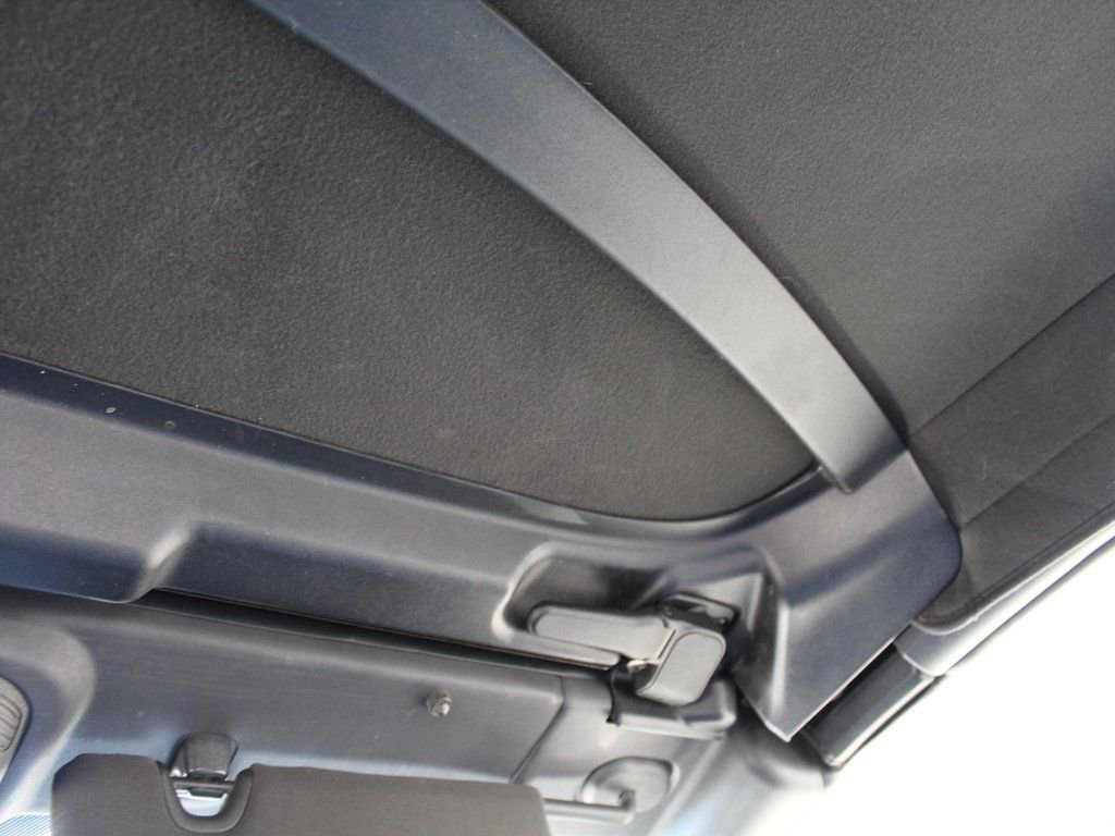 Used 2012 Ford Mustang Premium image 18