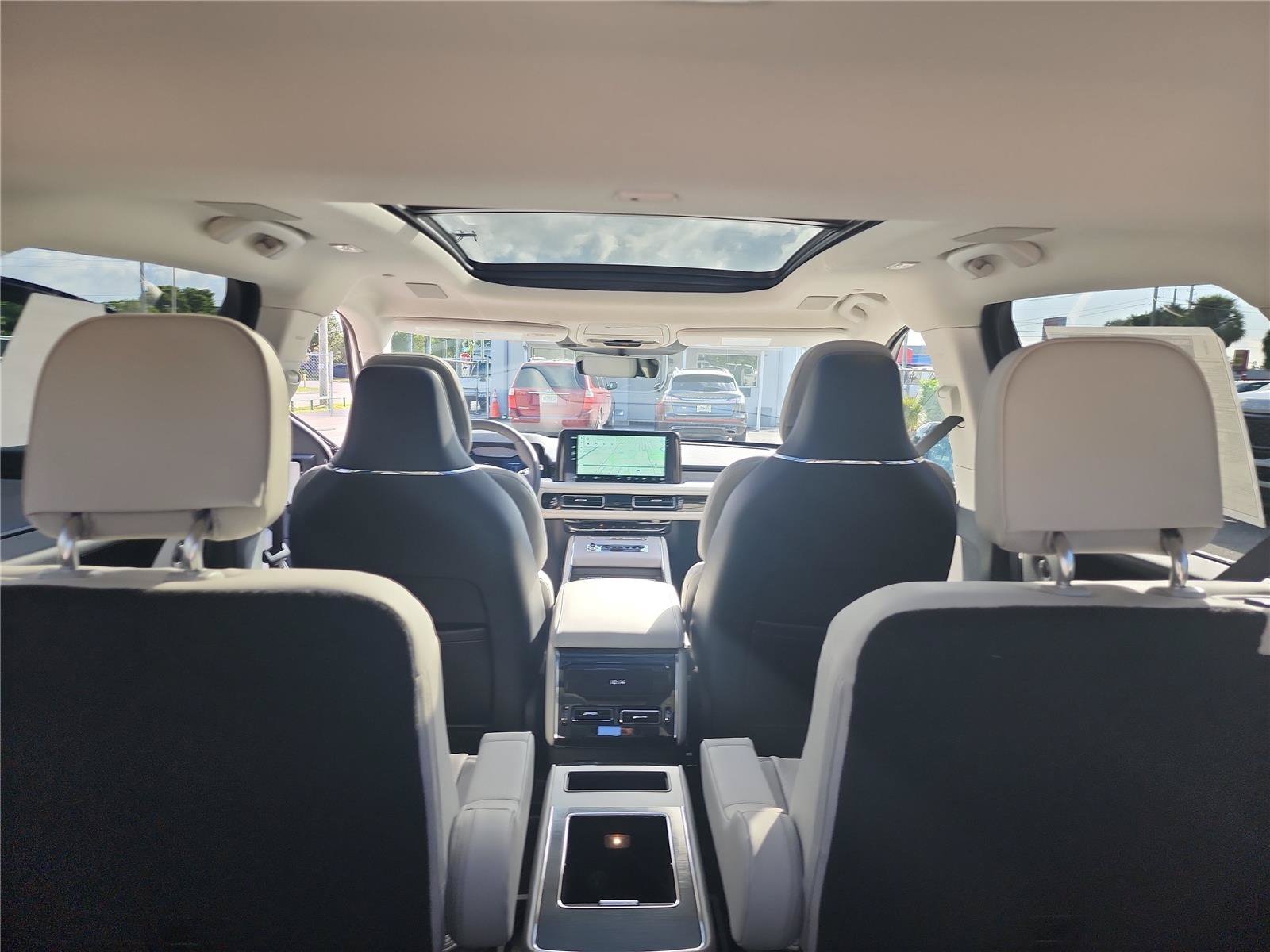 New 2027 Lincoln Aviator Reserve AWD/4WD image 20