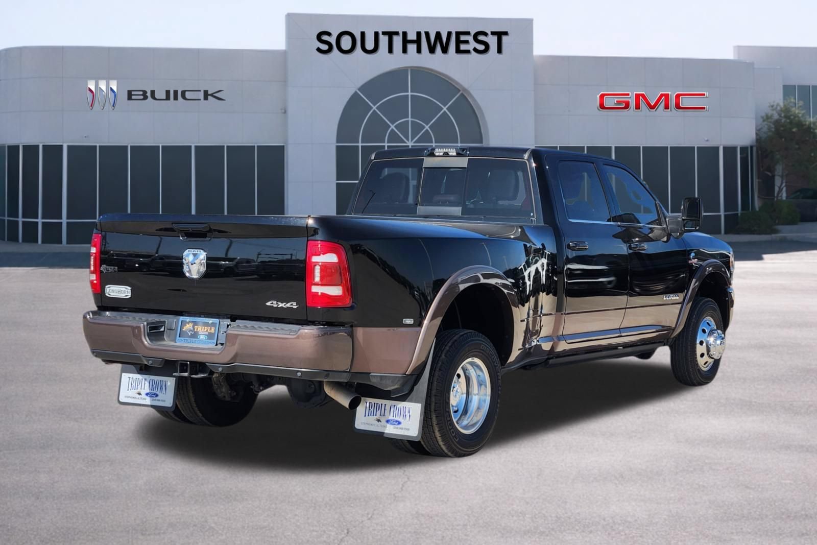 Used 2024 RAM 3500 Limited w/ Safety Group AWD/4WD image 5