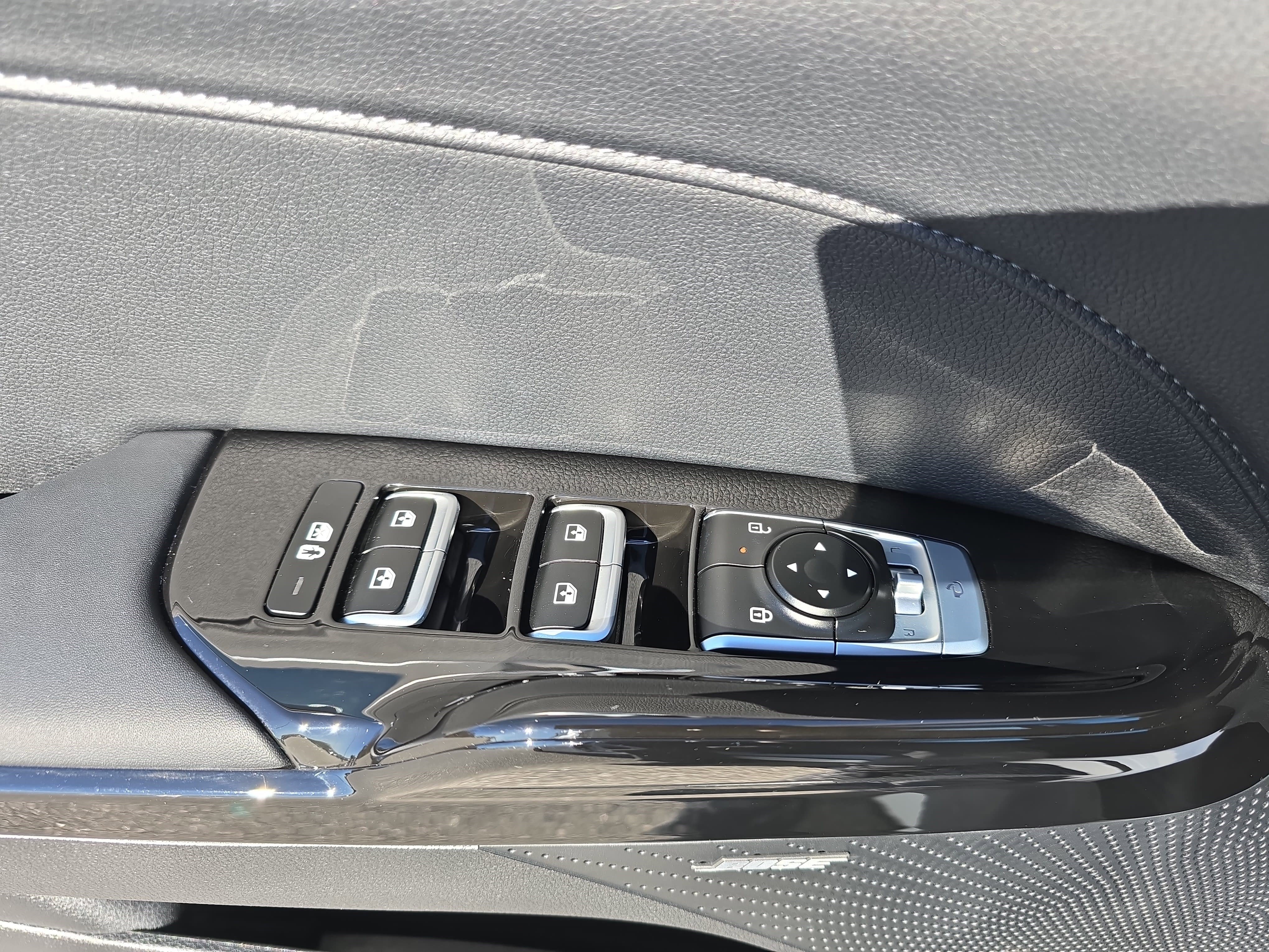 Used 2025 Kia K5 EX image 23