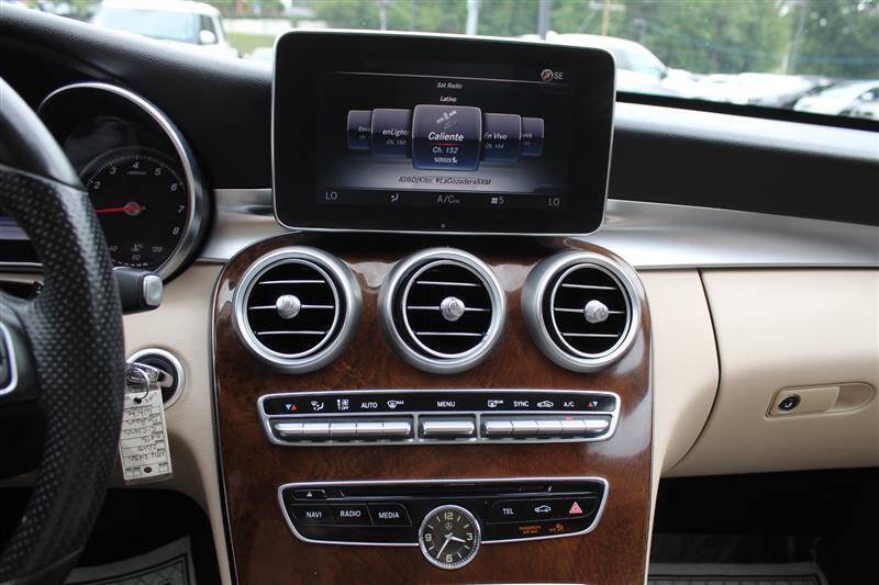 Used 2015 Mercedes-Benz C 300 4MATIC Sedan image 18