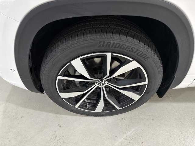 New 2026 Volkswagen Atlas SEL Premium R-Line image 11