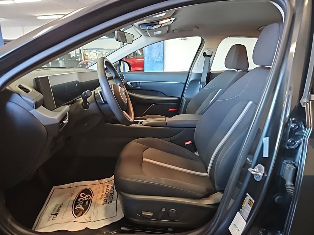 Used 2025 Hyundai Sonata SEL image 14