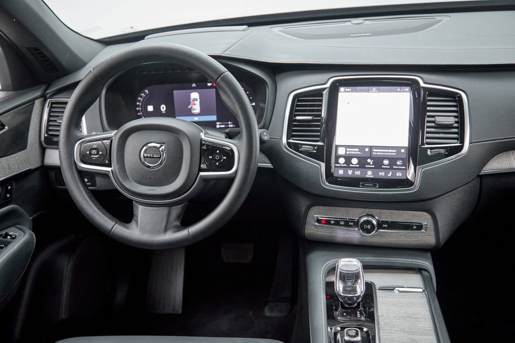 Certified 2023 Volvo XC90 T8 Ultimate w/ Protection Package Premier image 30