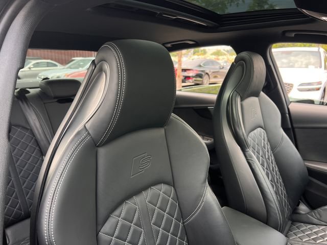 Used 2023 Audi S4 Premium Plus AWD/4WD image 31