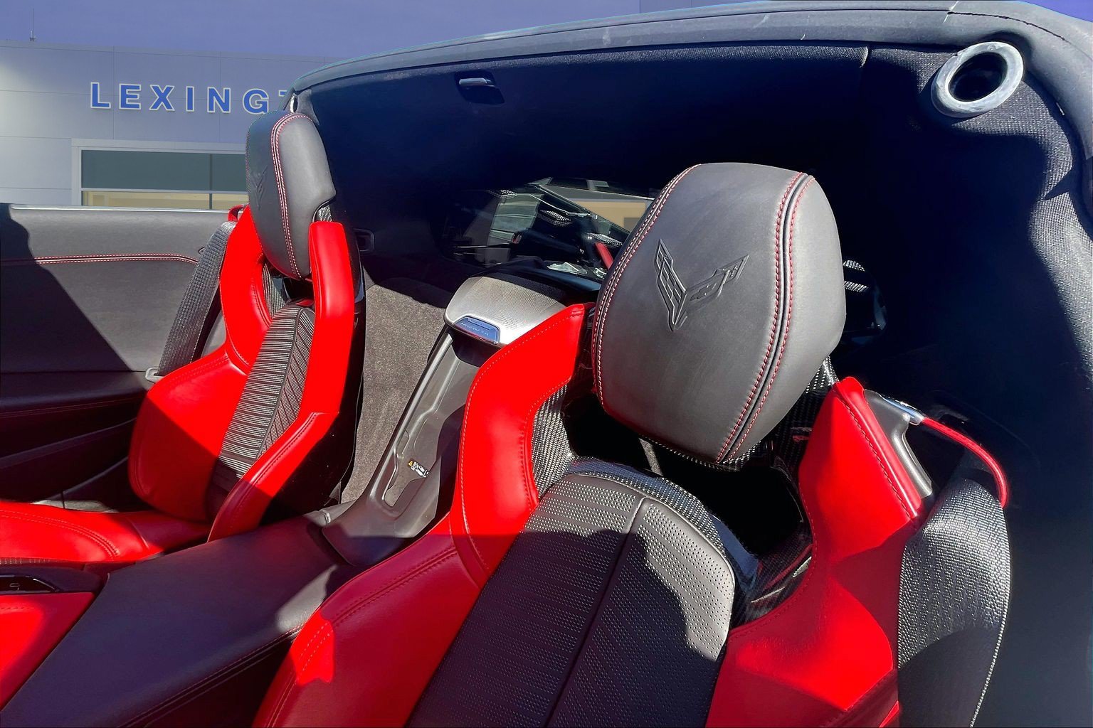 Used 2022 Chevrolet Corvette Stingray Preferred Cpe w/ Engine Appearance Package RWD image 21