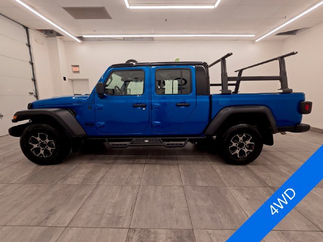 Used 2024 Jeep Gladiator Sport AWD/4WD image 2
