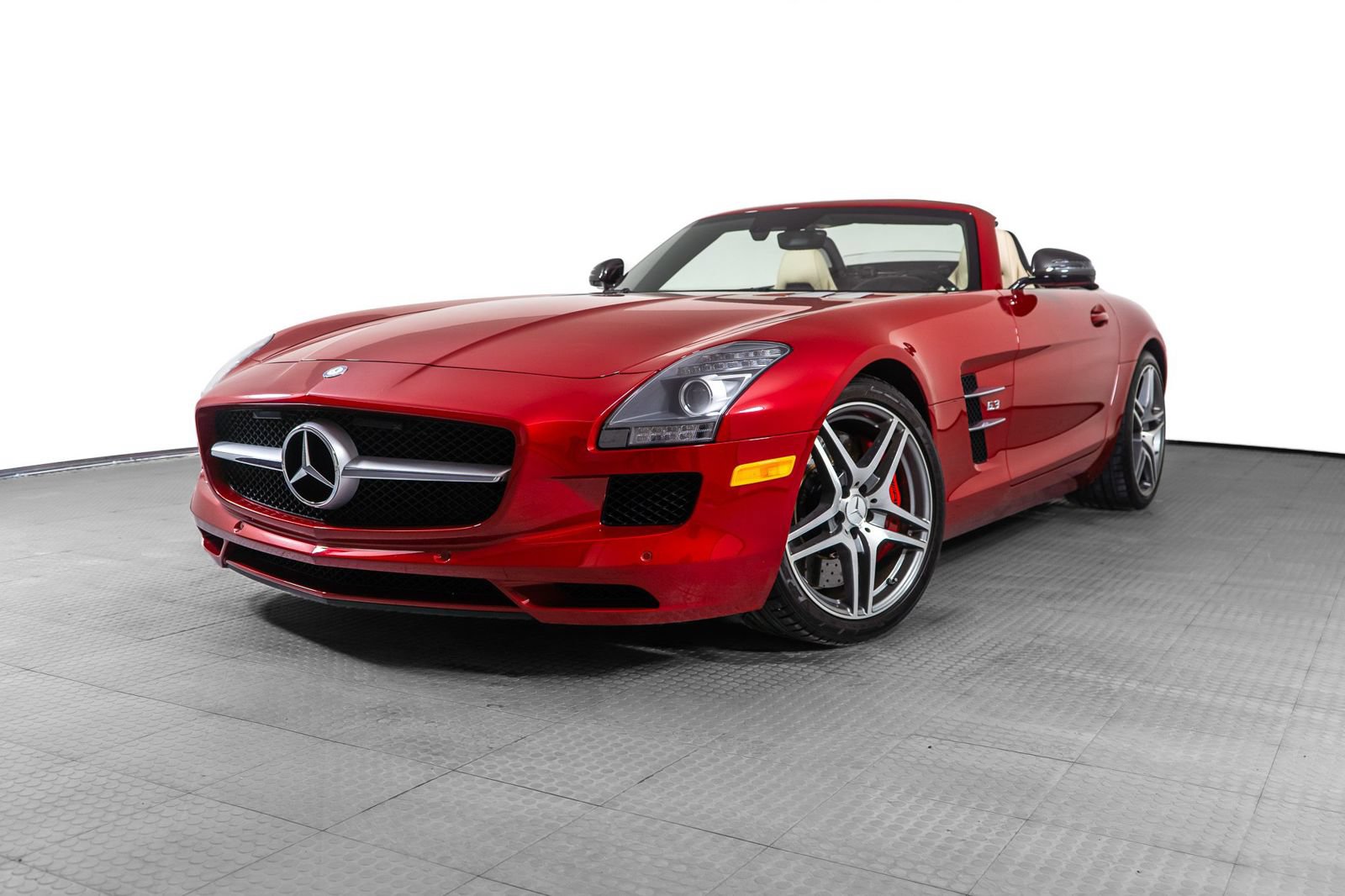 Used 2012 Mercedes-Benz SLS AMG Roadster video 1