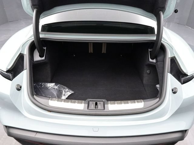 Certified 2025 Porsche Taycan AWD/4WD image 15