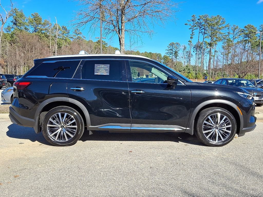 Used 2025 INFINITI QX60 Sensory w/ Vision Package image 7