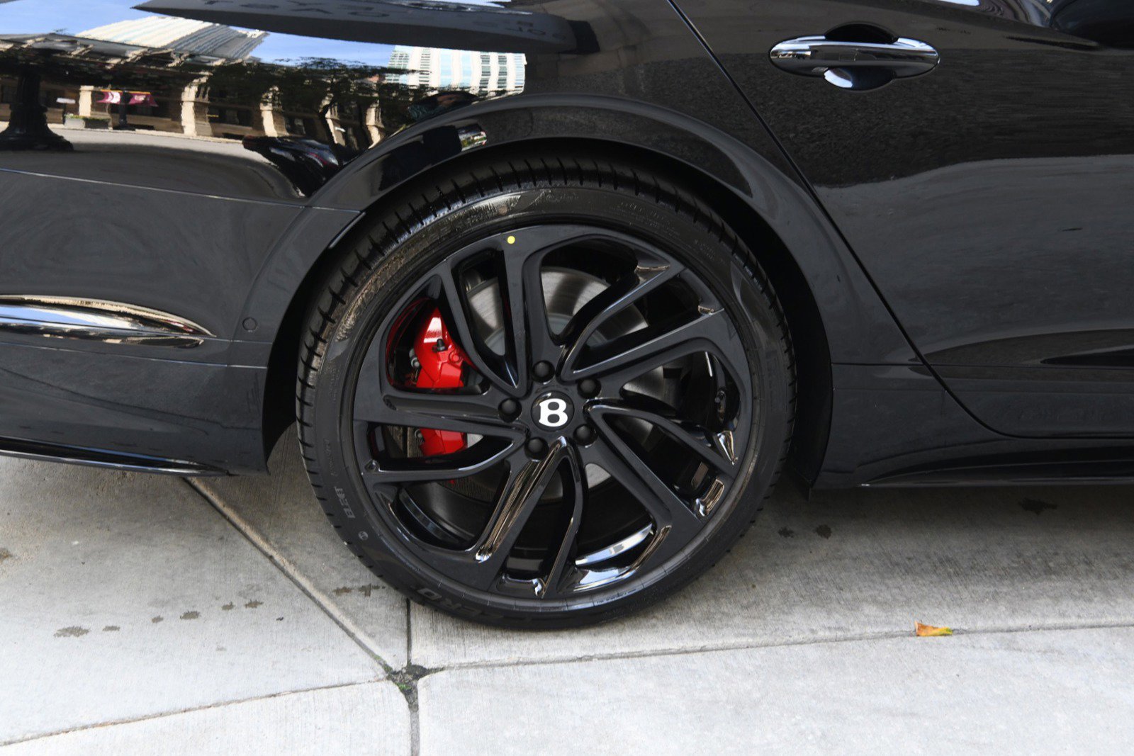 New 2026 Bentley Flying Spur Plug-In Hybrid image 25