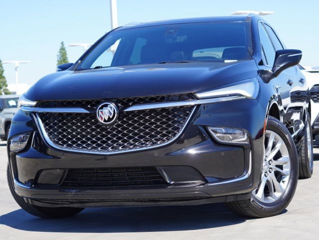 Used 2023 Buick Enclave Avenir w/ Avenir Technology Package image 3