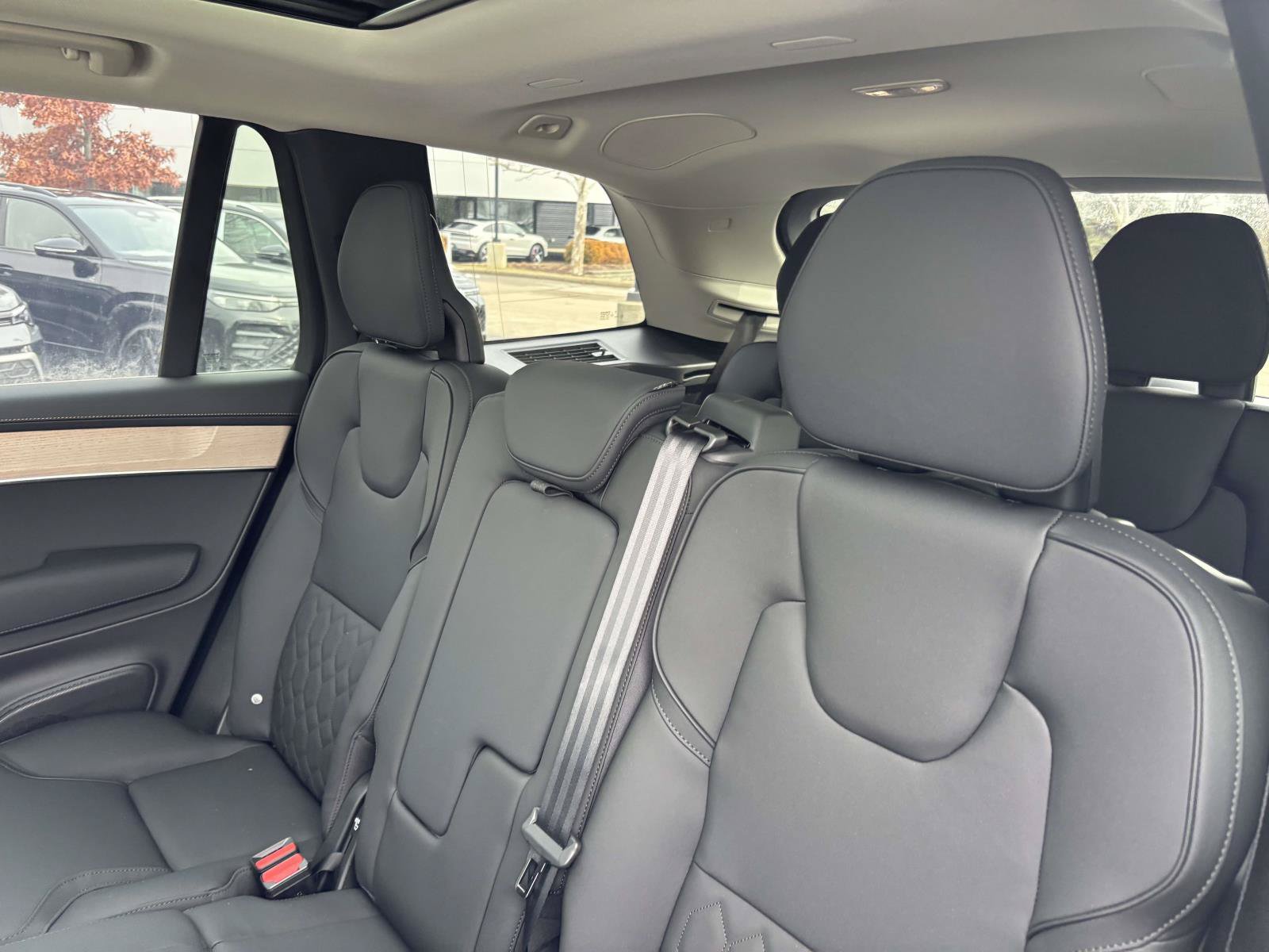 Used 2026 Volvo XC90 B6 Plus w/ Protection Package Premier AWD/4WD image 26