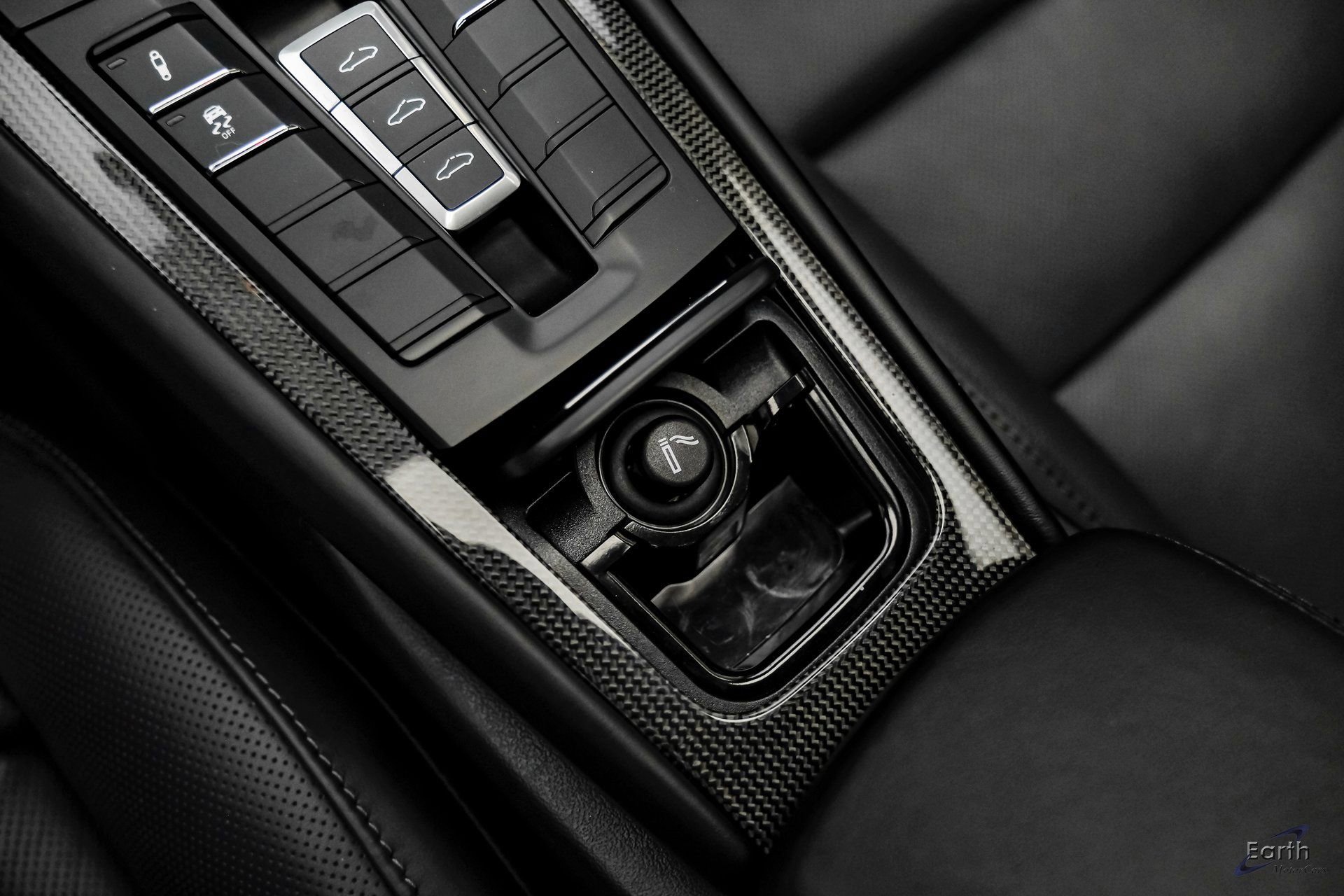 Used 2018 Porsche 911 Turbo S image 66