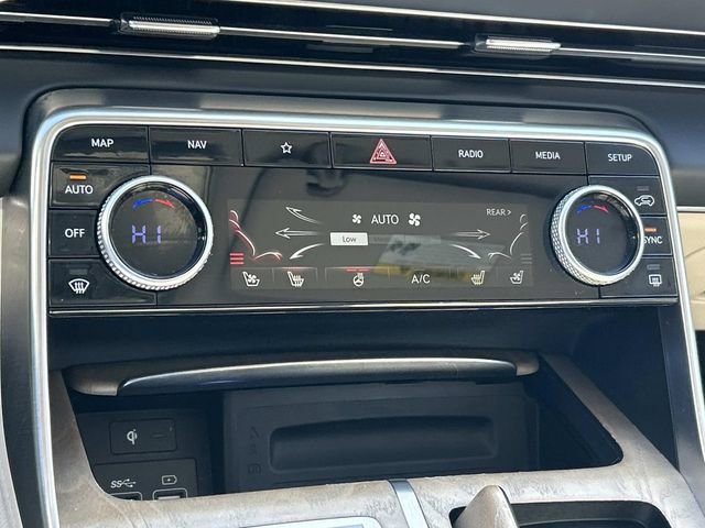 Used 2023 Genesis GV80 2.5T w/ Prestige 20" Package image 42