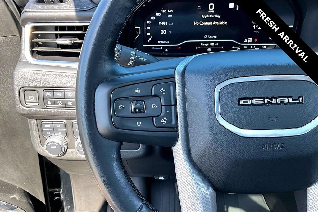 Used 2023 GMC Yukon XL Denali AWD/4WD image 12