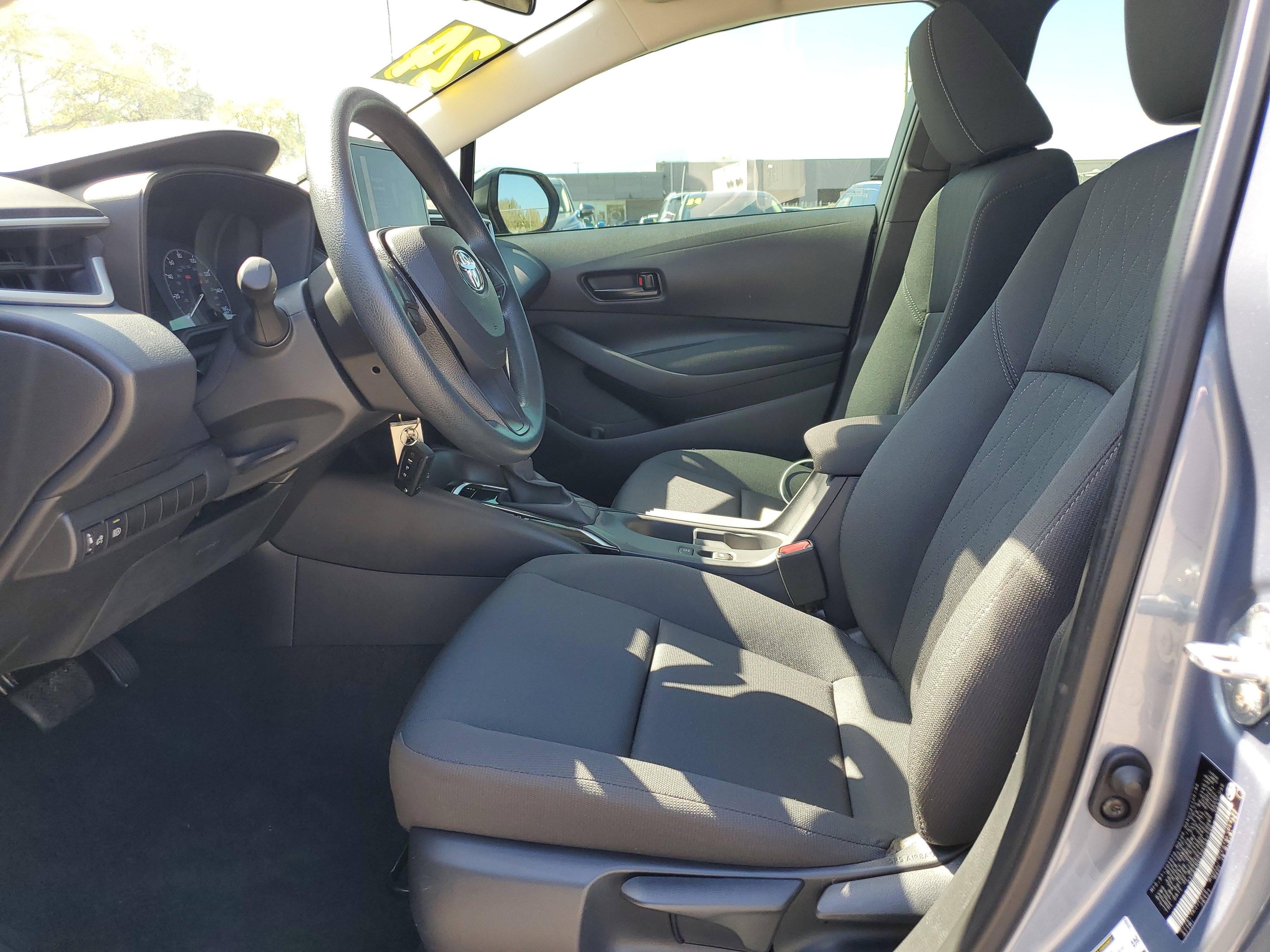 Used 2024 Toyota Corolla LE FWD image 11