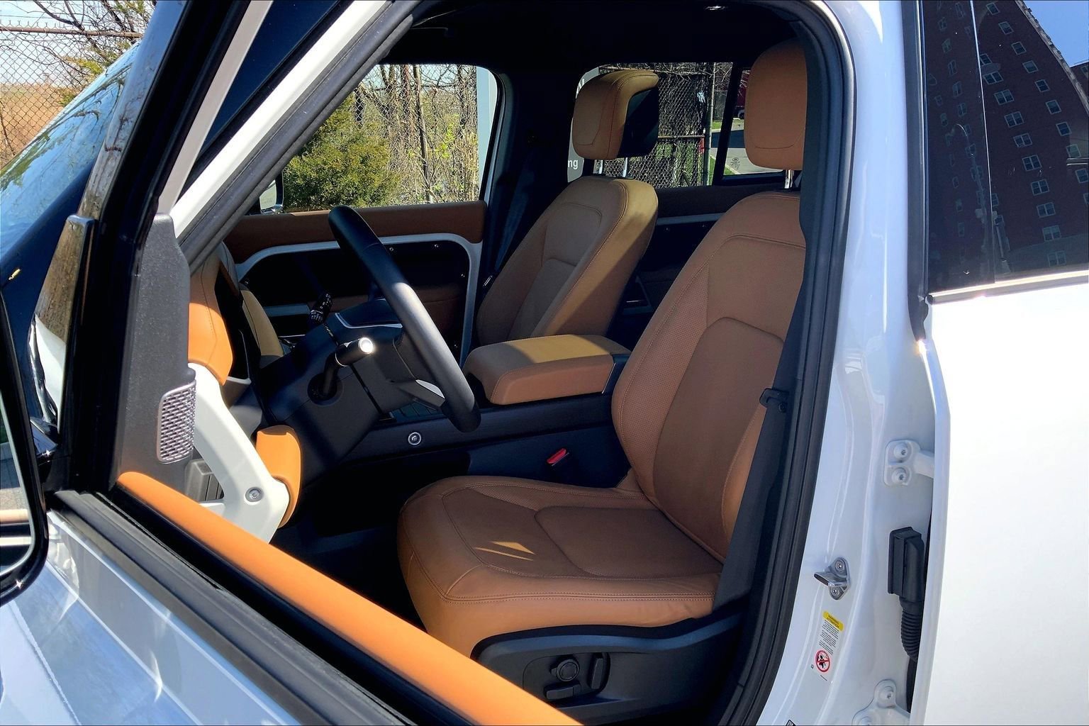 Certified 2024 Land Rover Defender 110 SE AWD/4WD image 7