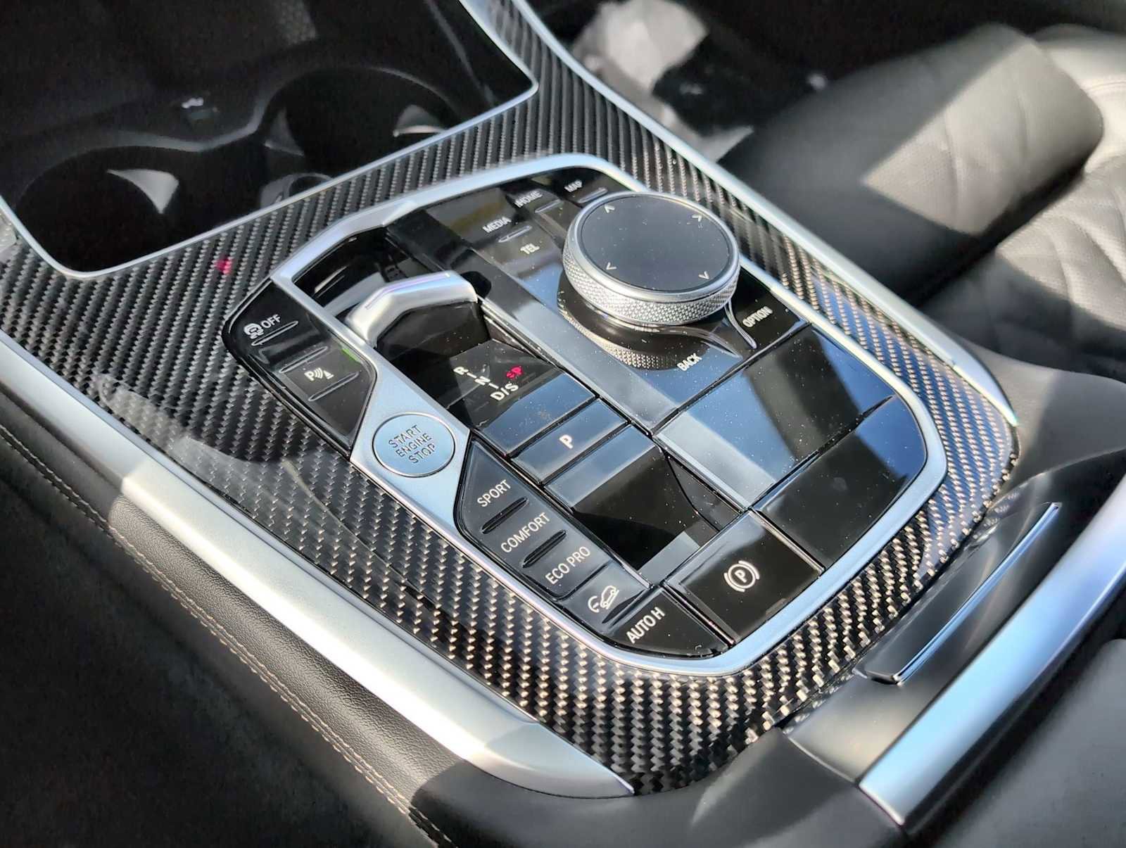 New 2026 BMW X5 M60i w/ Climate Comfort Package image 32