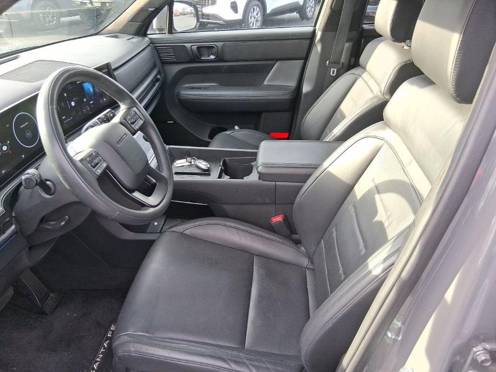 Used 2025 Hyundai Santa Fe Calligraphy image 9