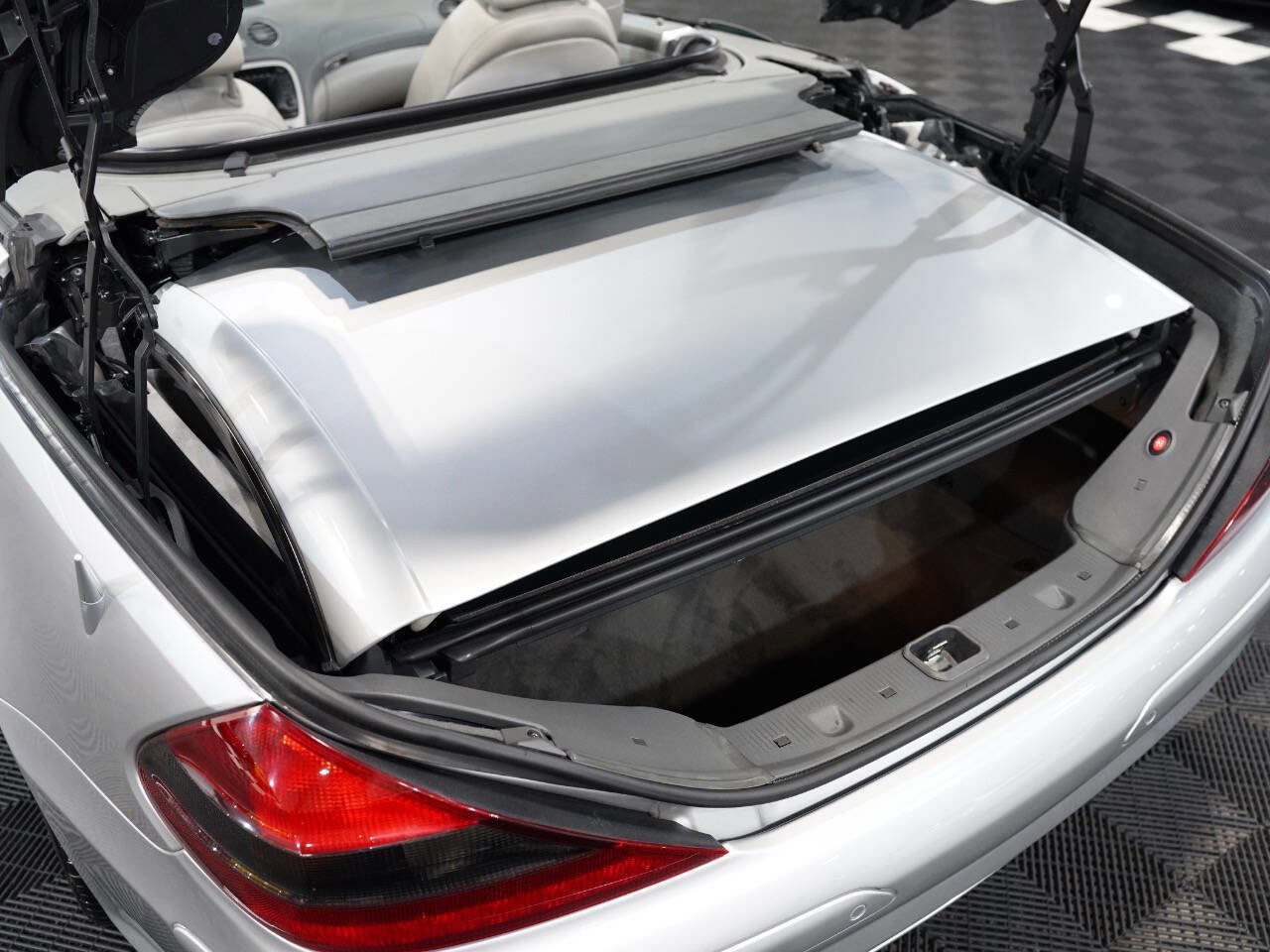 Used 2003 Mercedes-Benz SL 55 AMG image 48