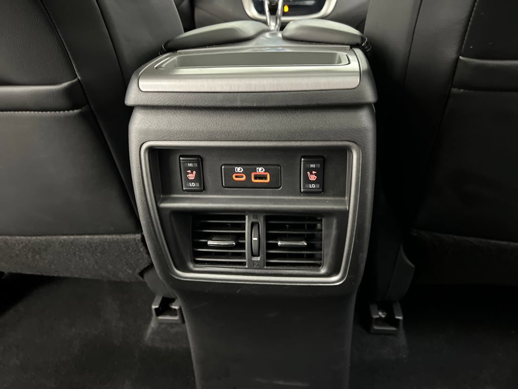 Used 2024 Nissan Murano SL FWD image 24