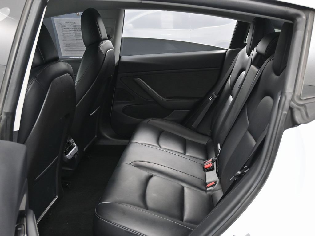 Used 2019 Tesla Model 3 Standard Range Plus image 34