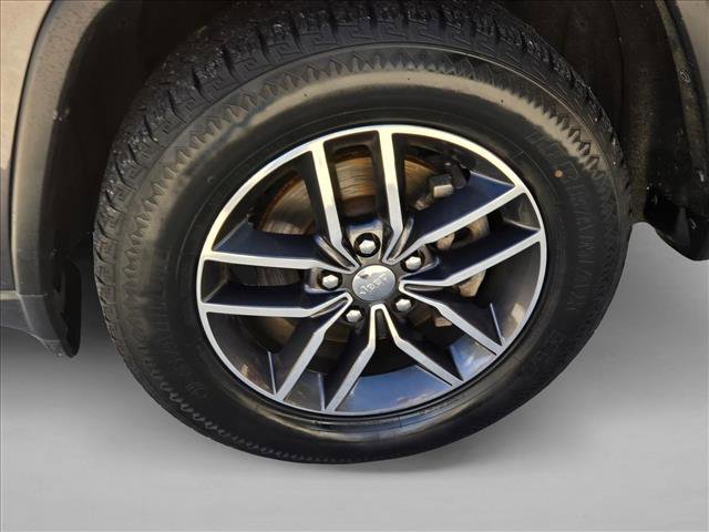 Used 2018 Jeep Grand Cherokee Limited w/ Trailer Tow Group IV image 22