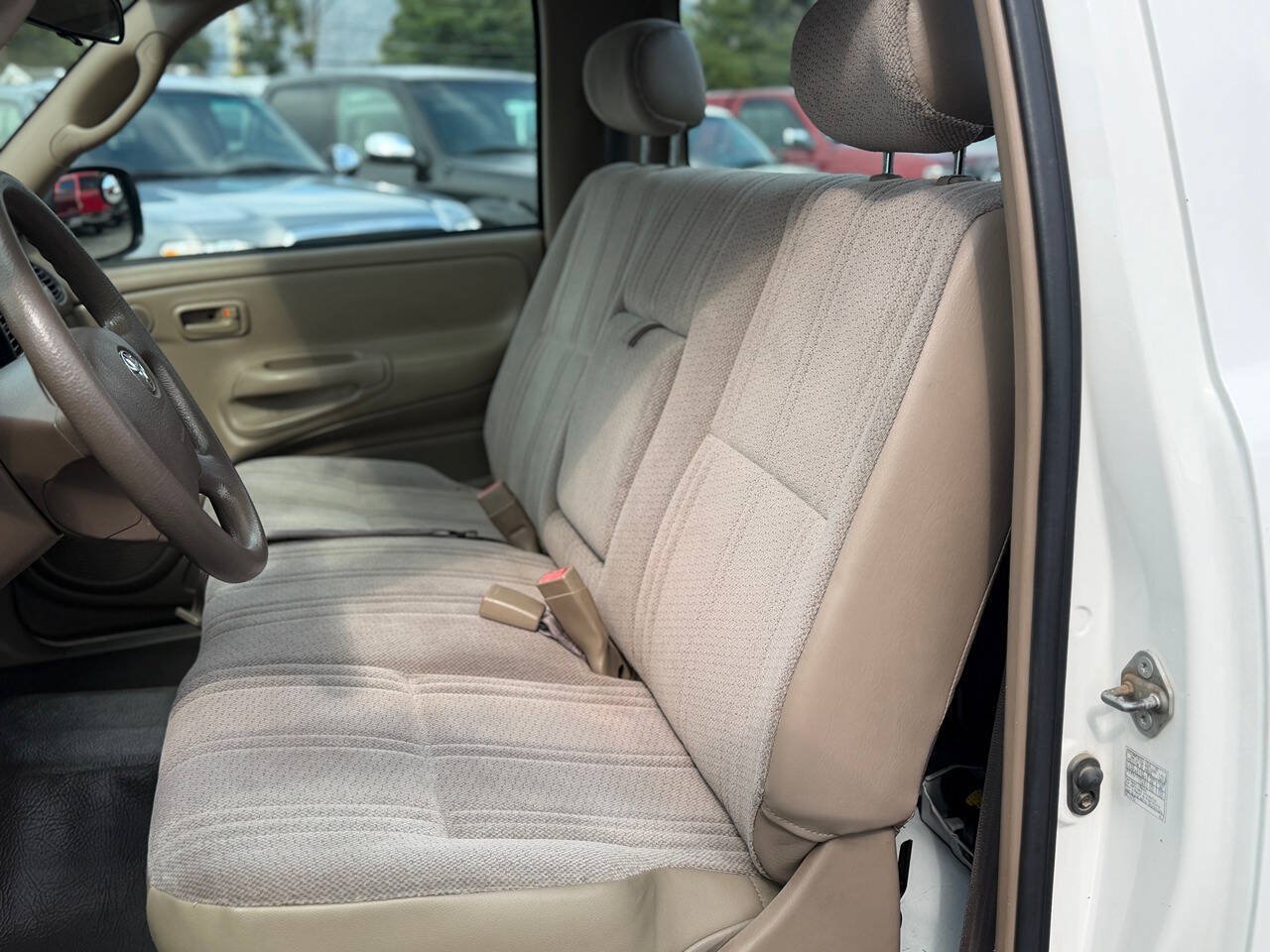 Used 2003 Toyota Tundra 2WD Regular Cab image 90
