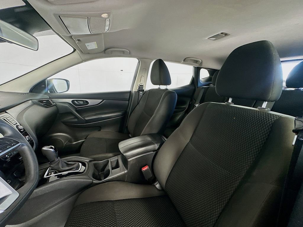 Used 2022 Nissan Rogue Sport S image 20