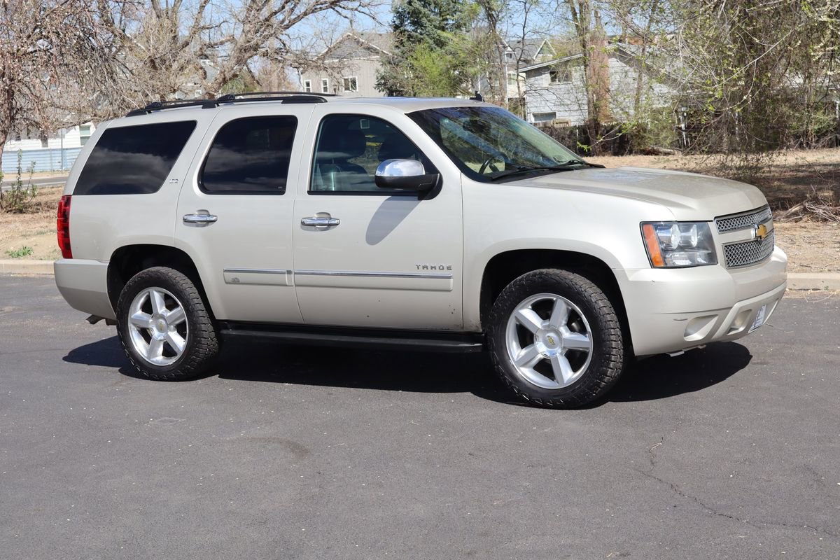 Used 2013 Chevrolet Tahoe LTZ image 2