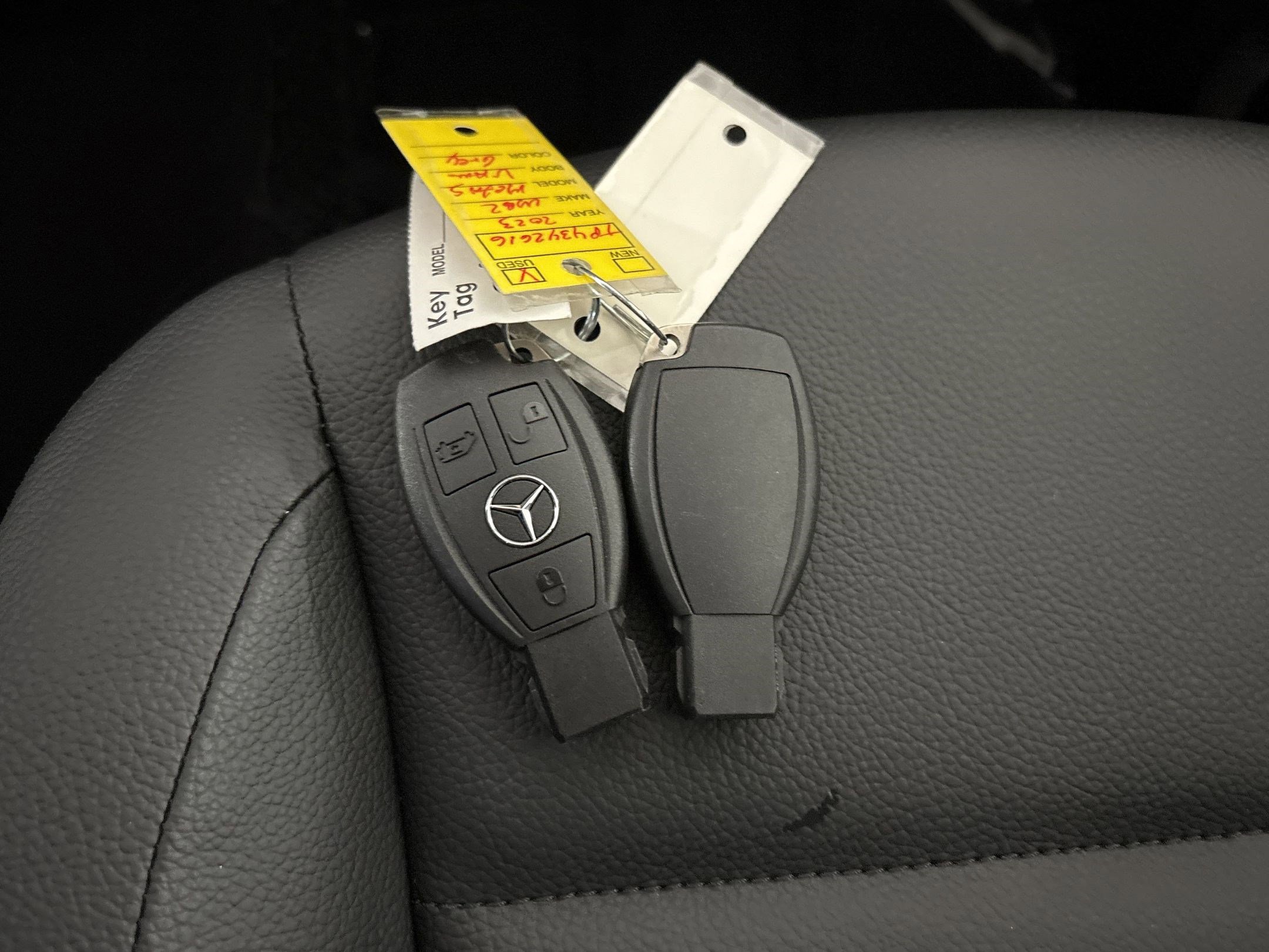 Used 2023 Mercedes-Benz Metris Passenger image 33