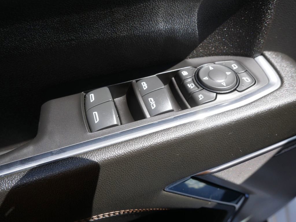 Used 2024 Chevrolet Silverado 3500 High Country w/ High Country Premium Package AWD/4WD image 16