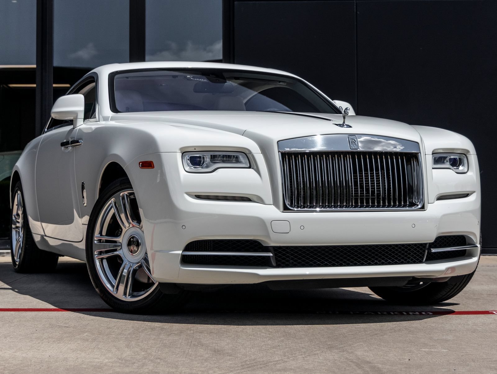 Used 2018 Rolls-Royce Wraith RWD image 5