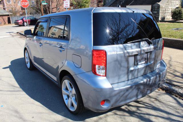 Used 2012 Scion xB image 8