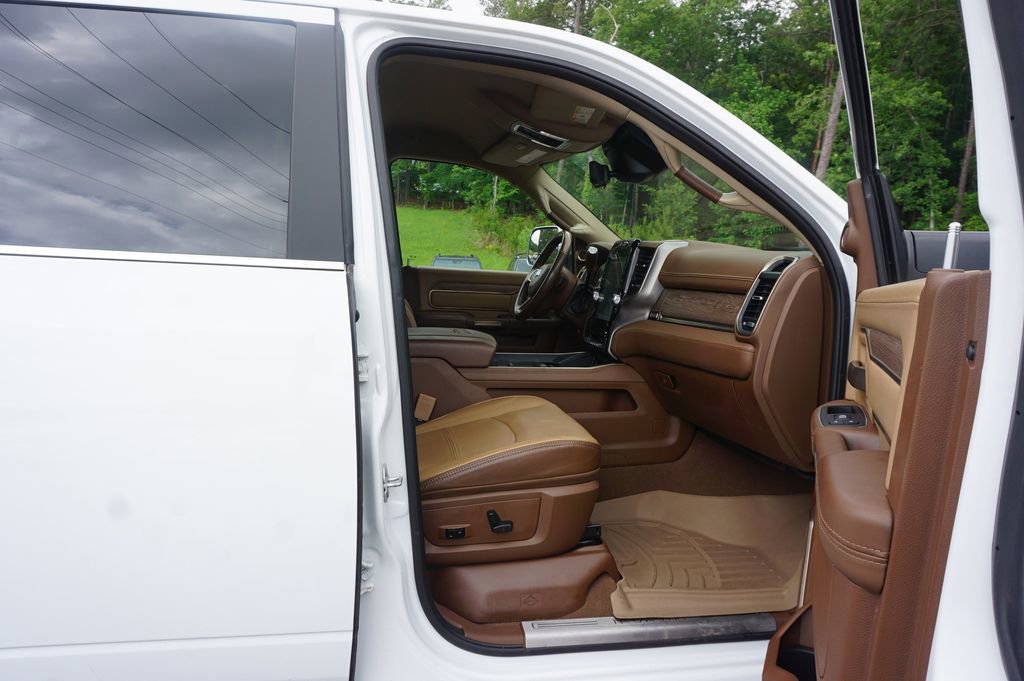 Used 2022 RAM 2500 Limited AWD/4WD image 16