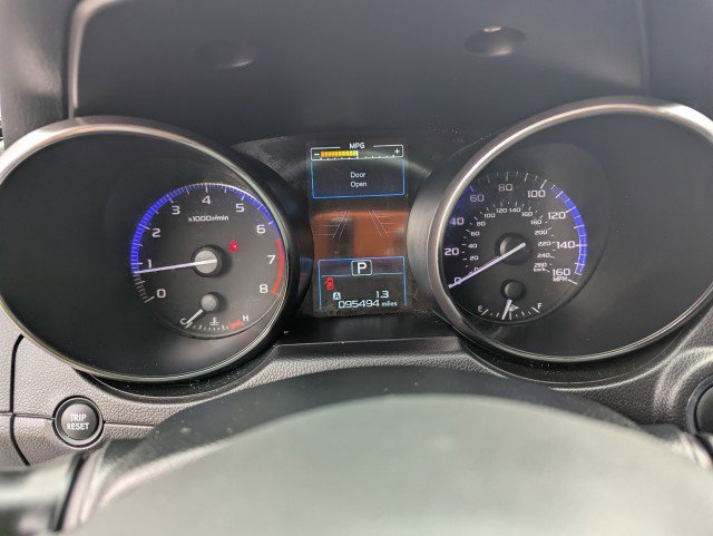 Used 2017 Subaru Outback 3.6R Limited image 16