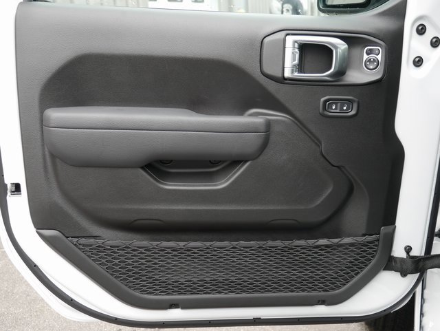 Used 2024 Jeep Gladiator Sport image 15